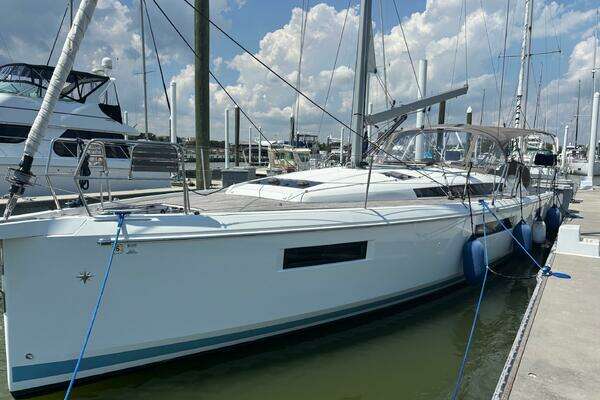 Photo of the 2021 Jeanneau Sun Odyssey 440 "La Paloma"