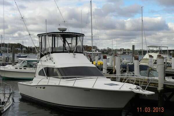 35-ft-Luhrs-1990-350 Tournament-Tiverton Rhode Island United States yacht for sale