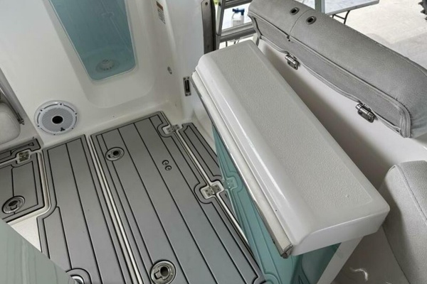 28ft Sea Fox Yacht For Sale
