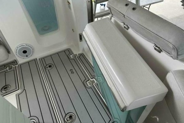 28ft Sea Fox Yacht For Sale