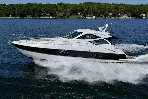 54-ft-Cruisers Yachts-2012-540 Sports Coupe- Penetanguishene Ontario Canada  yacht for sale