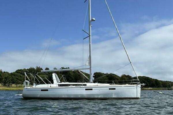 Beneteau Oceanis 45 Yacht For Sale