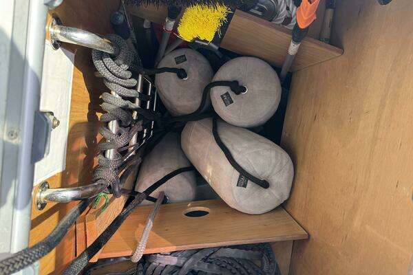 Beneteau Oceanis 45 Yacht For Sale