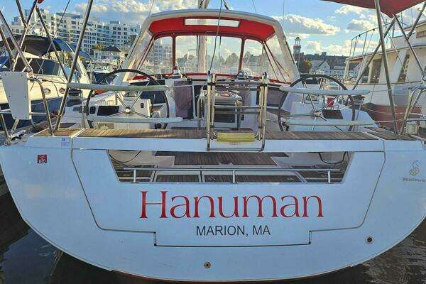 Photo of the 2013 Beneteau Oceanis 45 "Hanuman"