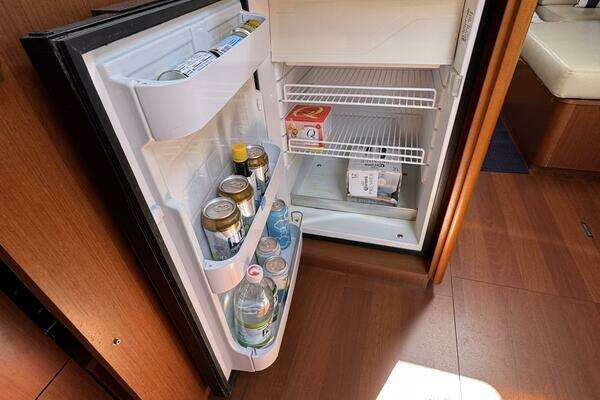 Beneteau Oceanis 45 Yacht For Sale