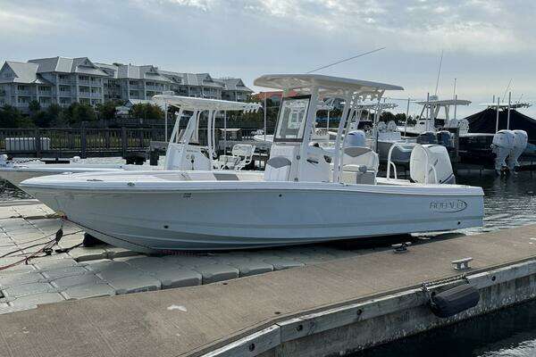 24-ft-Robalo-2021-246 Cayman-Mt. Pleasant South Carolina United States yacht for sale