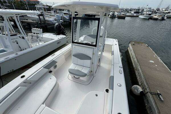 Photo of the 2021 Robalo 246 Cayman