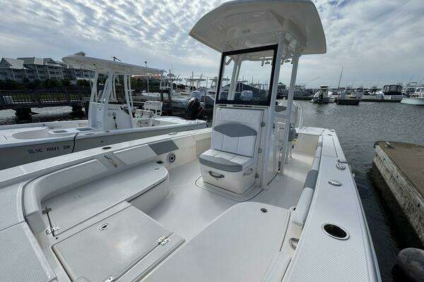 Photo of the 2021 Robalo 246 Cayman