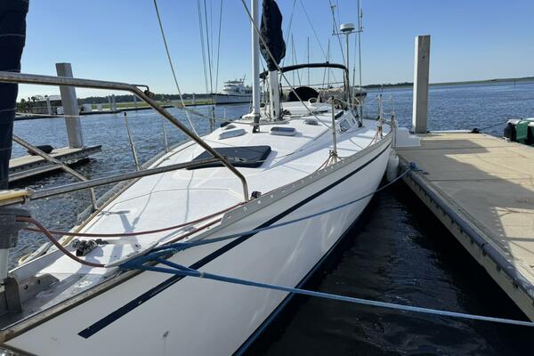 40ft Hunter Yacht For Sale
