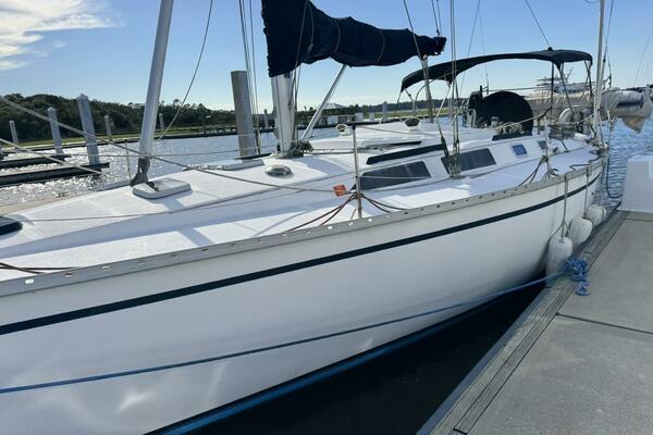 40ft Hunter Yacht For Sale