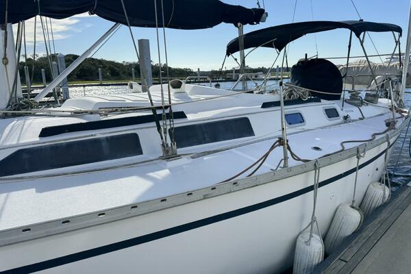 40ft Hunter Yacht For Sale