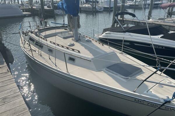 31ft CAL Yacht For Sale