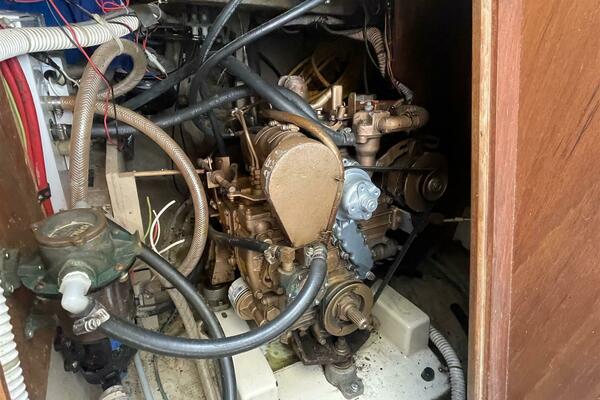 31ft CAL Yacht For Sale