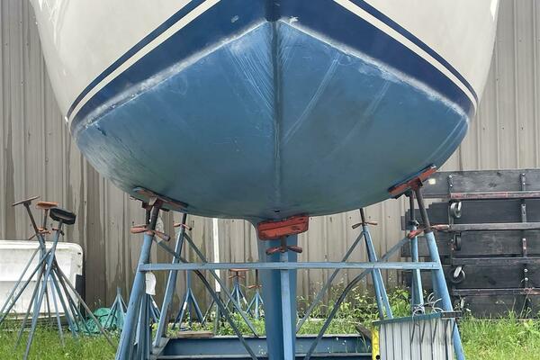 31ft CAL Yacht For Sale