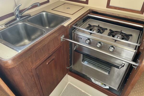 31ft CAL Yacht For Sale