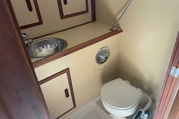 31ft CAL Yacht For Sale