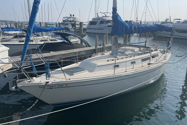 31ft CAL Yacht For Sale