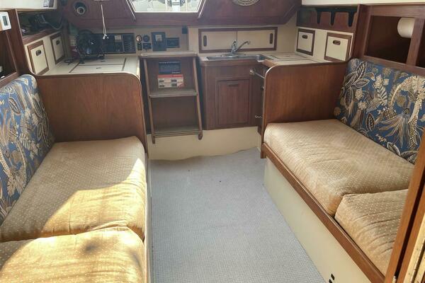 31ft CAL Yacht For Sale