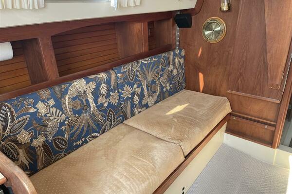 31ft CAL Yacht For Sale