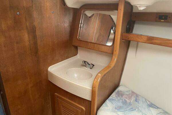 Photo of the 1997 Catalina  "Midnight Magic"