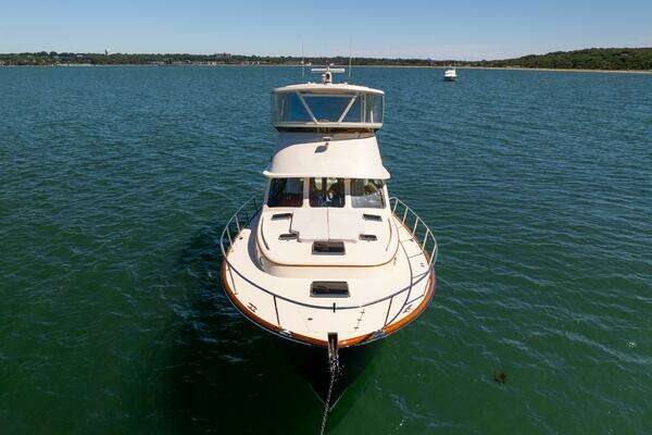Hinckley Talaria 48 Flybridge Yacht For Sale