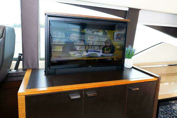 Tiara Yachts 5000 Express Yacht For Sale