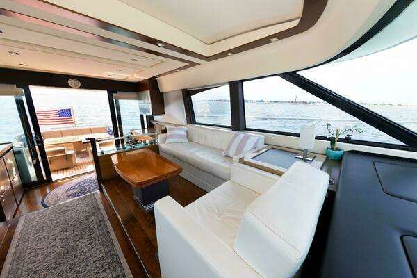 Tiara Yachts 5000 Express Yacht For Sale
