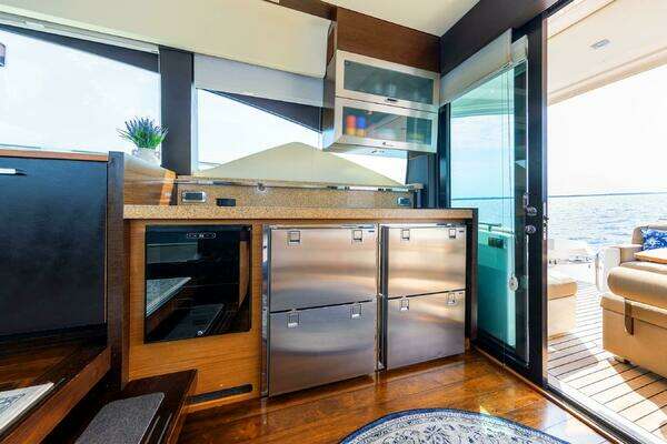 Tiara Yachts 5000 Express Yacht For Sale