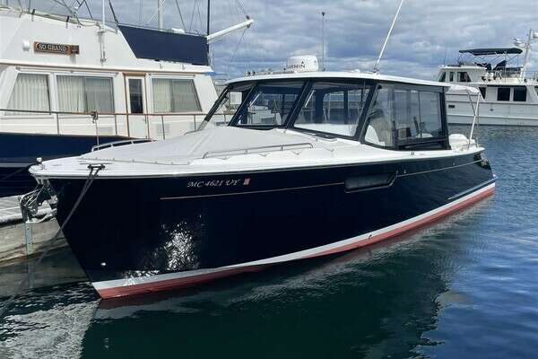 38-ft-MJM-2023-3-O-M-G-Charlevoix Michigan United States yacht for sale