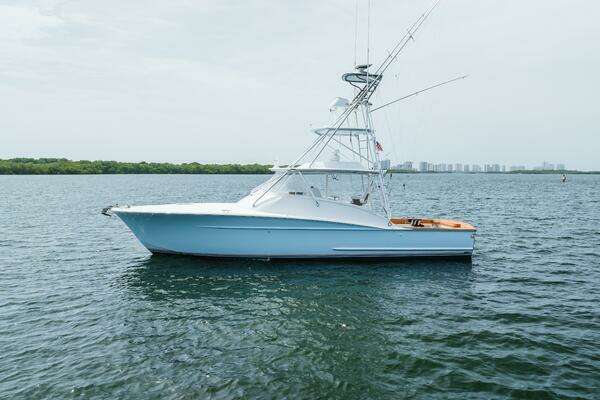 2019 Custom Carolina 42