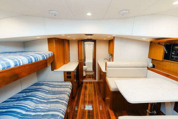 2019 Custom Carolina 42