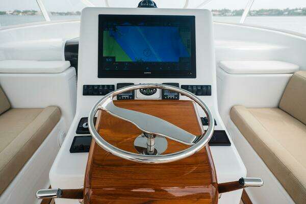 2019 Custom Carolina 42