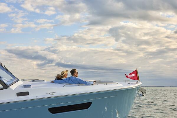 47ft MJM Yacht For Sale 47ft MJM Yacht For Sale