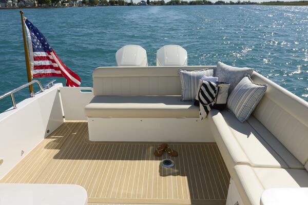 47ft MJM Yacht For Sale 47ft MJM Yacht For Sale