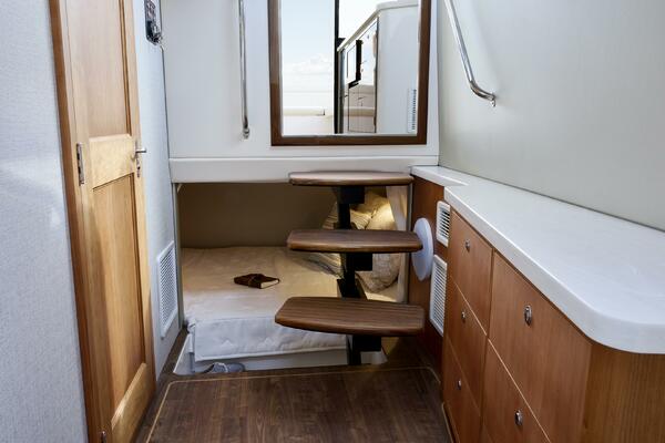 47ft MJM Yacht For Sale