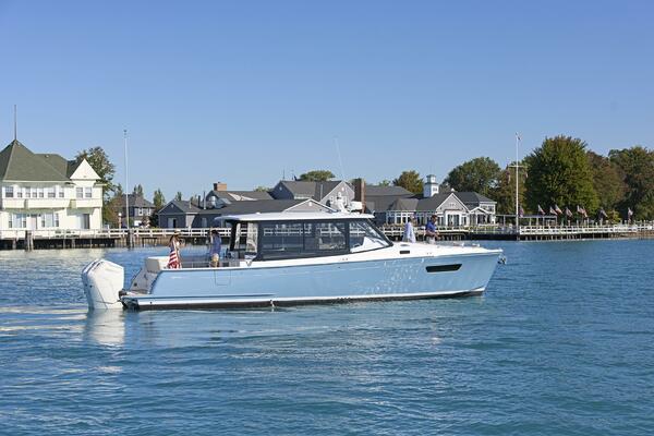 47ft MJM Yacht For Sale
