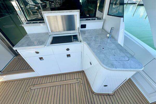 2027 Valhalla Boatworks 55