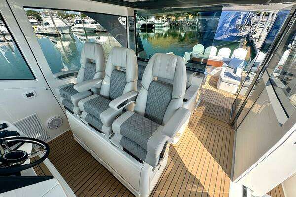 2027 Valhalla Boatworks 55