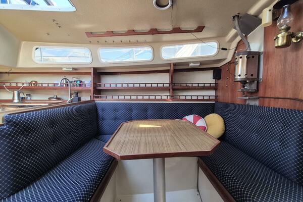 Second Wind V 30ft Catalina Yacht For Sale