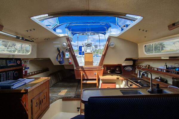 Second Wind V 30ft Catalina Yacht For Sale