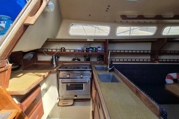 Second Wind V 30ft Catalina Yacht For Sale