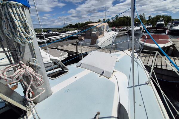Second Wind V 30ft Catalina Yacht For Sale