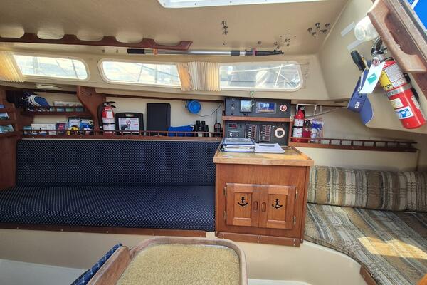 Second Wind V 30ft Catalina Yacht For Sale