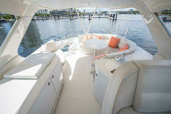 Photo of the 2005 Carver 56 Voyager "Sound Traveler"