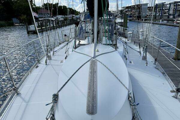 Photo of the 1984 Tayana  "Su Ching"