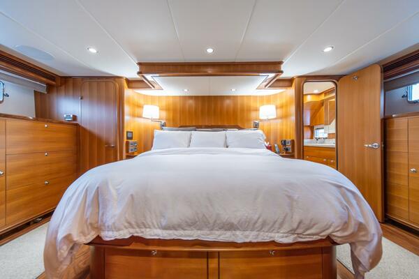 SMILE SMILE SMILE 72ft Outer Reef Yachts Yacht For Sale