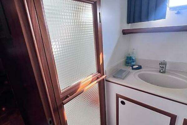 DeFever Pilothouse Yacht For Sale