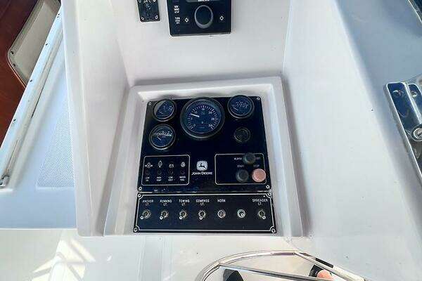 DeFever Pilothouse Yacht For Sale