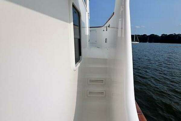 DeFever Pilothouse Yacht For Sale