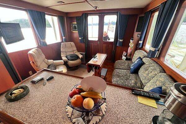 DeFever Pilothouse Yacht For Sale